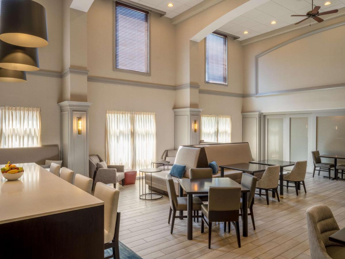 Hampton Inn Raynham-Taunton Ngoại thất bức ảnh