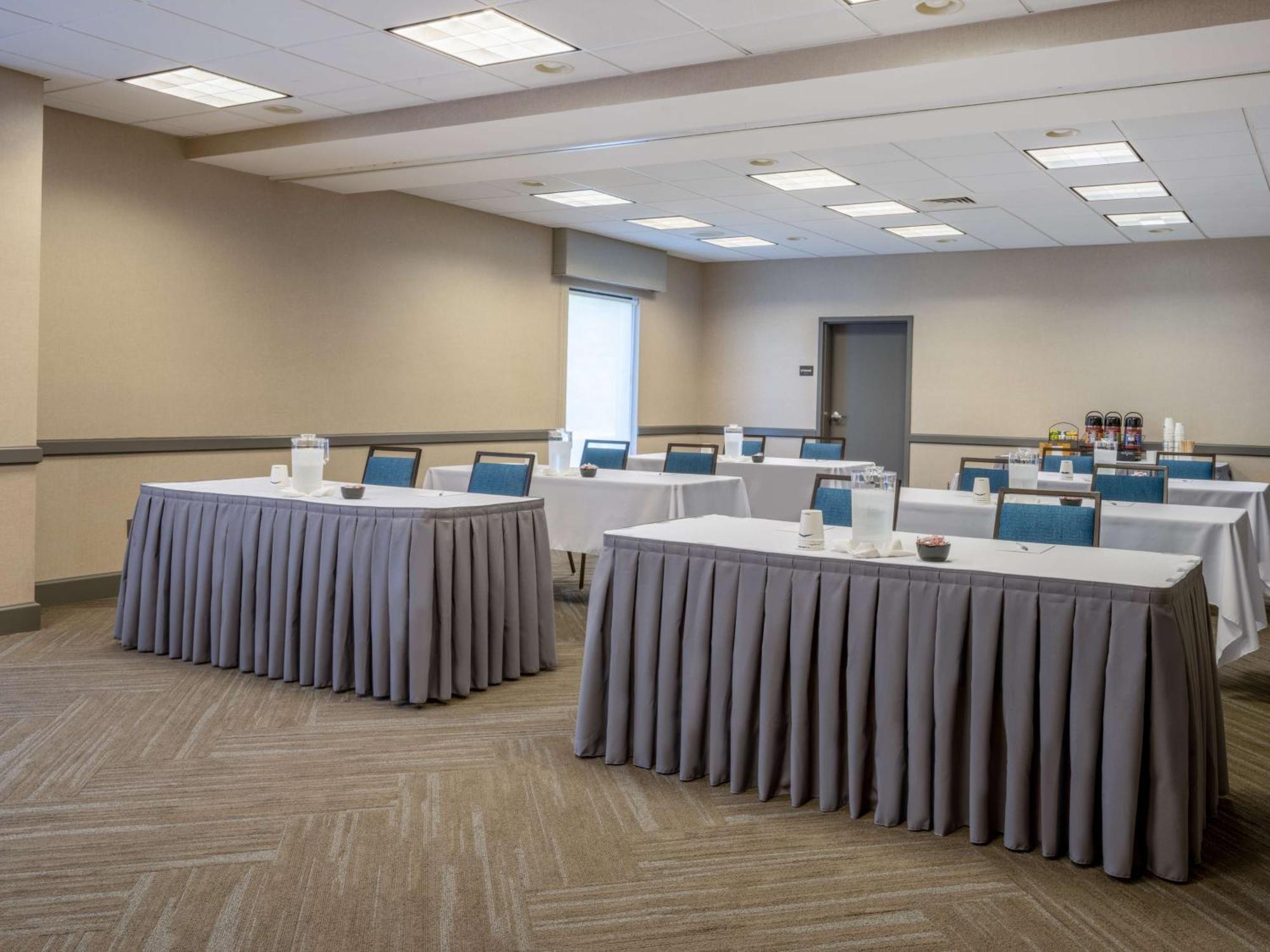 Hampton Inn Raynham-Taunton Ngoại thất bức ảnh