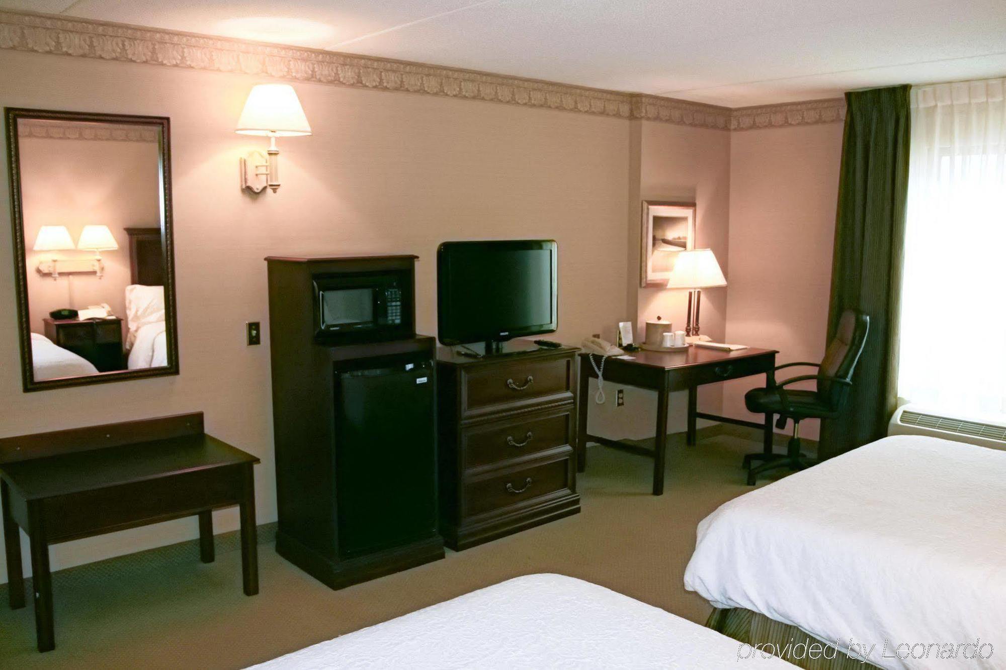 Hampton Inn Raynham-Taunton Ngoại thất bức ảnh